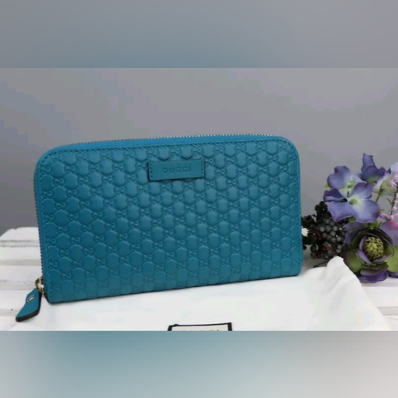 Gucci EUC Micro Guccissima Teal Blue Green Leather Long Zip Wallet (W65) - Picture 1 of 13